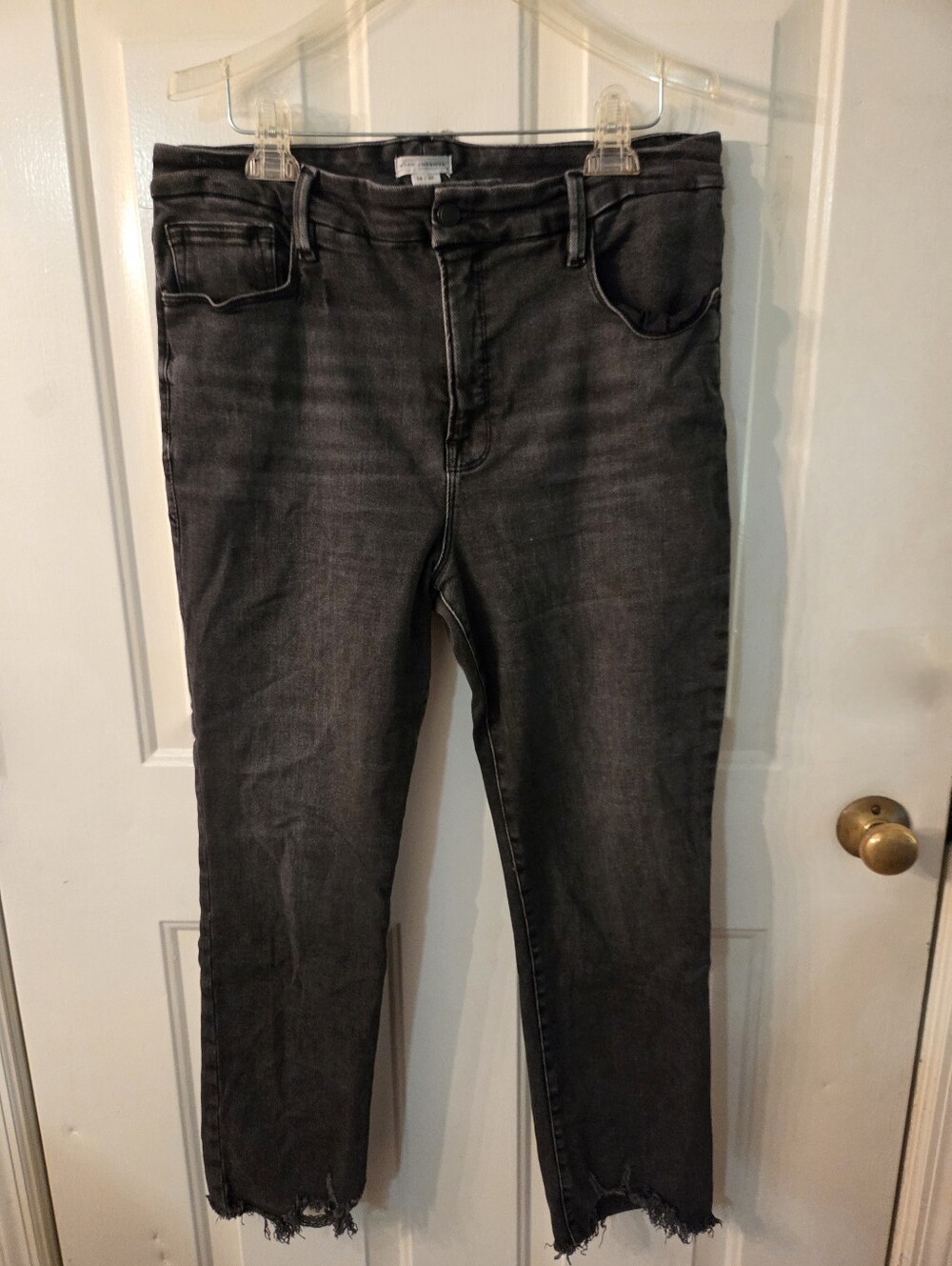 Good American Good Legs Washed Black Jeans Raw Hem Size 14/32